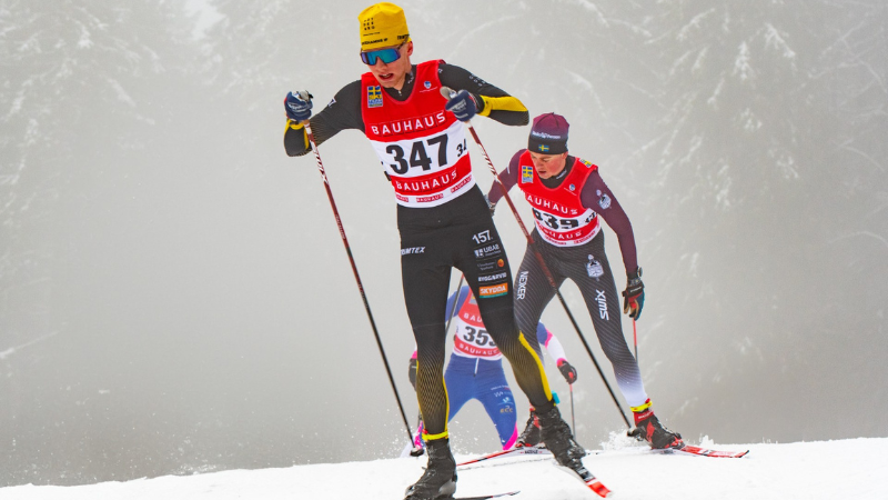 Både Filip Berglund (på bilden) och Adam Dahlgren har en bakgrund som elitaktiva inom längdskidor. Foto: Mats Bogren.