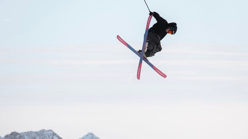 Victor Knutsen under träning i Prime Park, Stubai, Österrike.